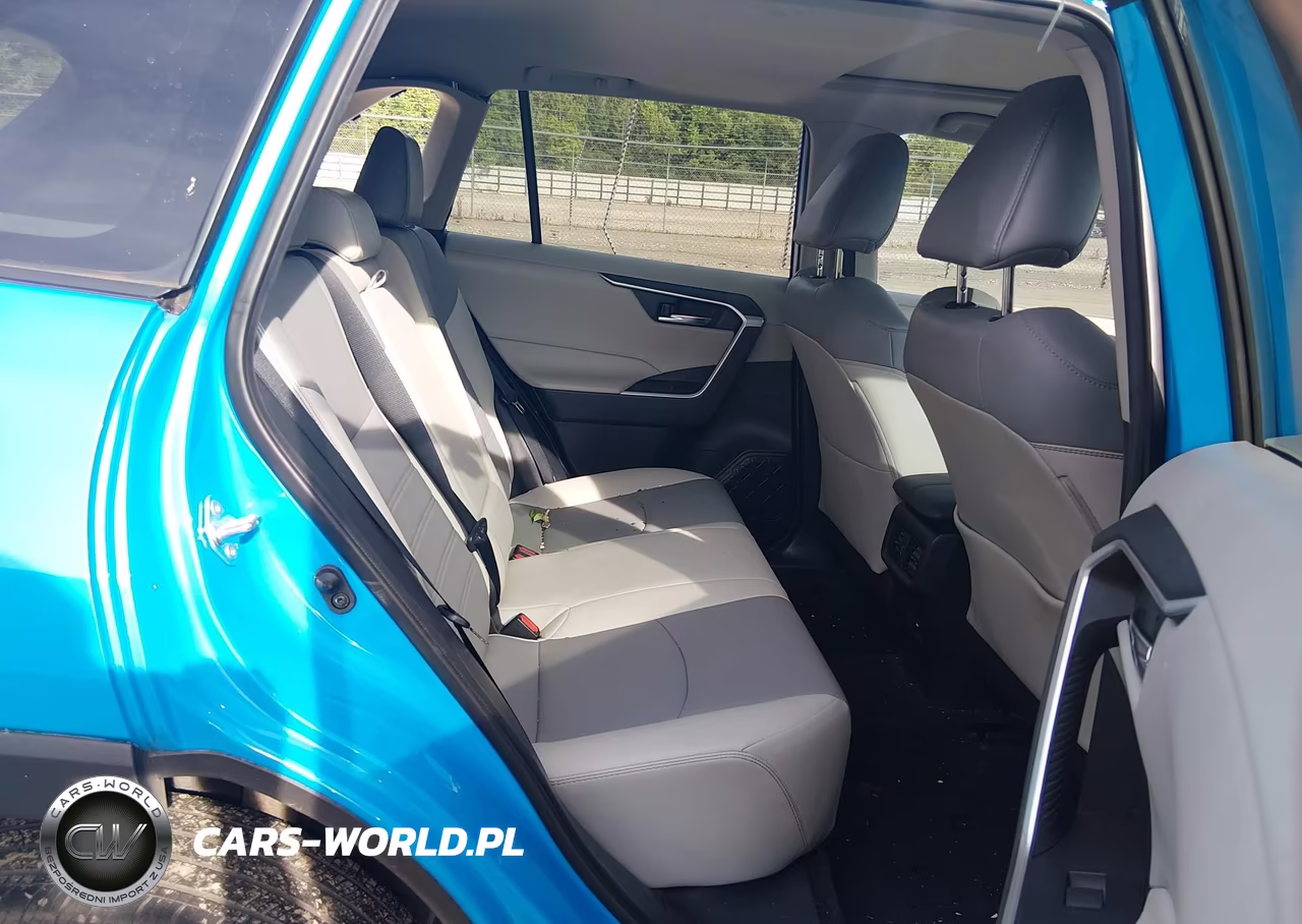 2021 Toyota Rav4 Xle Premium VIN:2T3C1RFV3MW143849 - 8