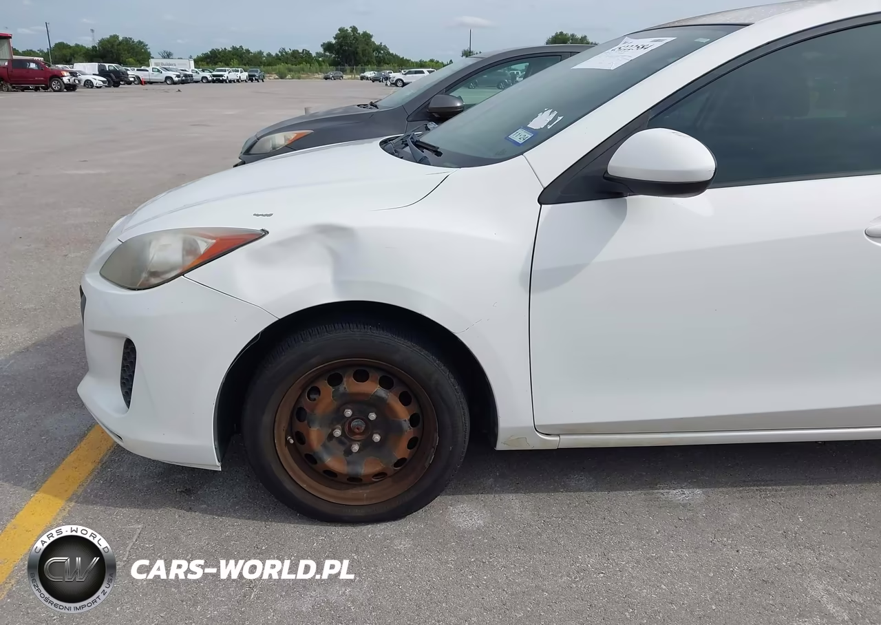 2012 Mazda Mazda3 I Sport VIN:JM1BL1UFXC1523755 - 6