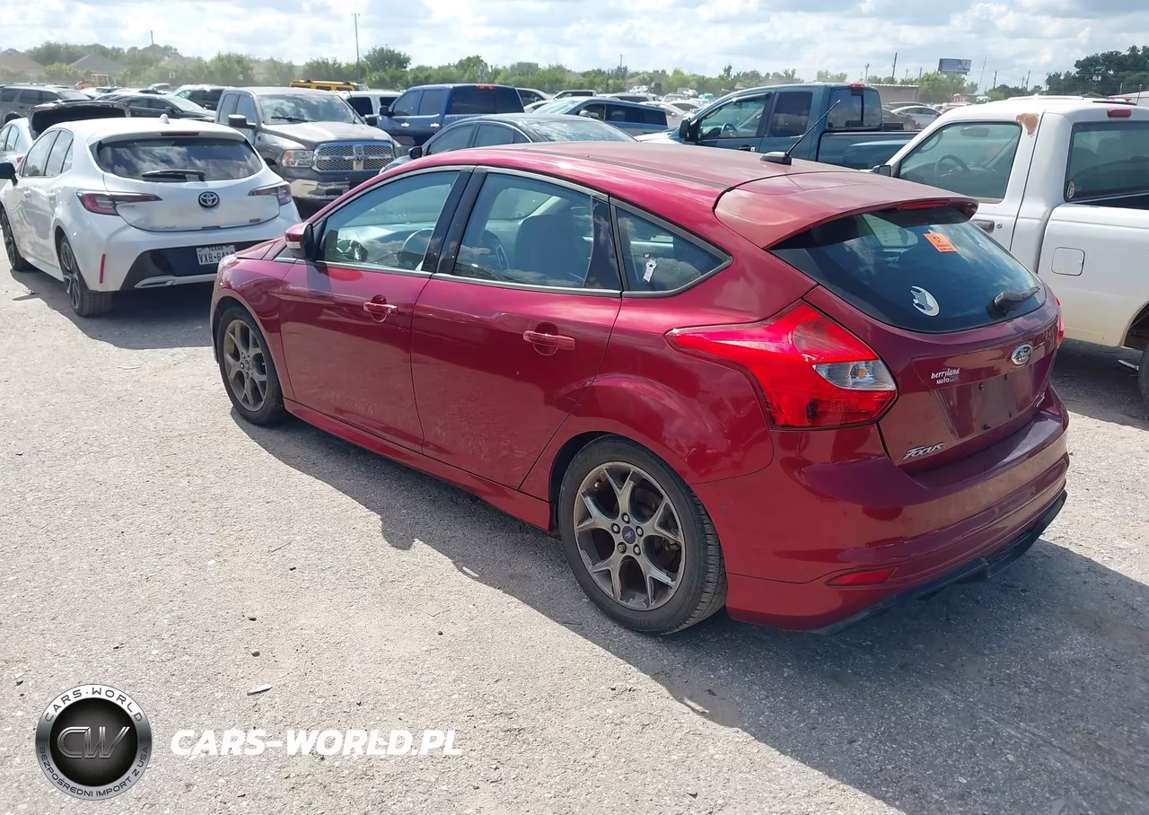 2014 Ford Focus Se VIN:1FADP3K25EL119896 - 3