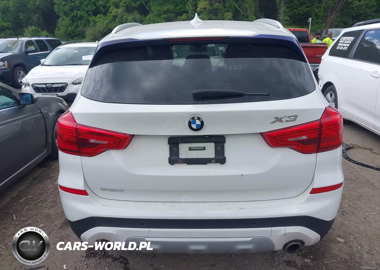 2018 BMW X3 xDrive30I VIN:5UXTR9C51JLD59812 - 16