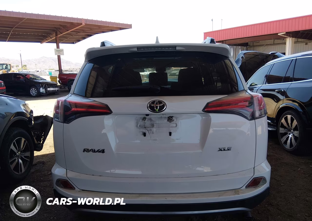 2017 Toyota Rav4 Xle VIN:JTMWFREV3HJ714194 - 16