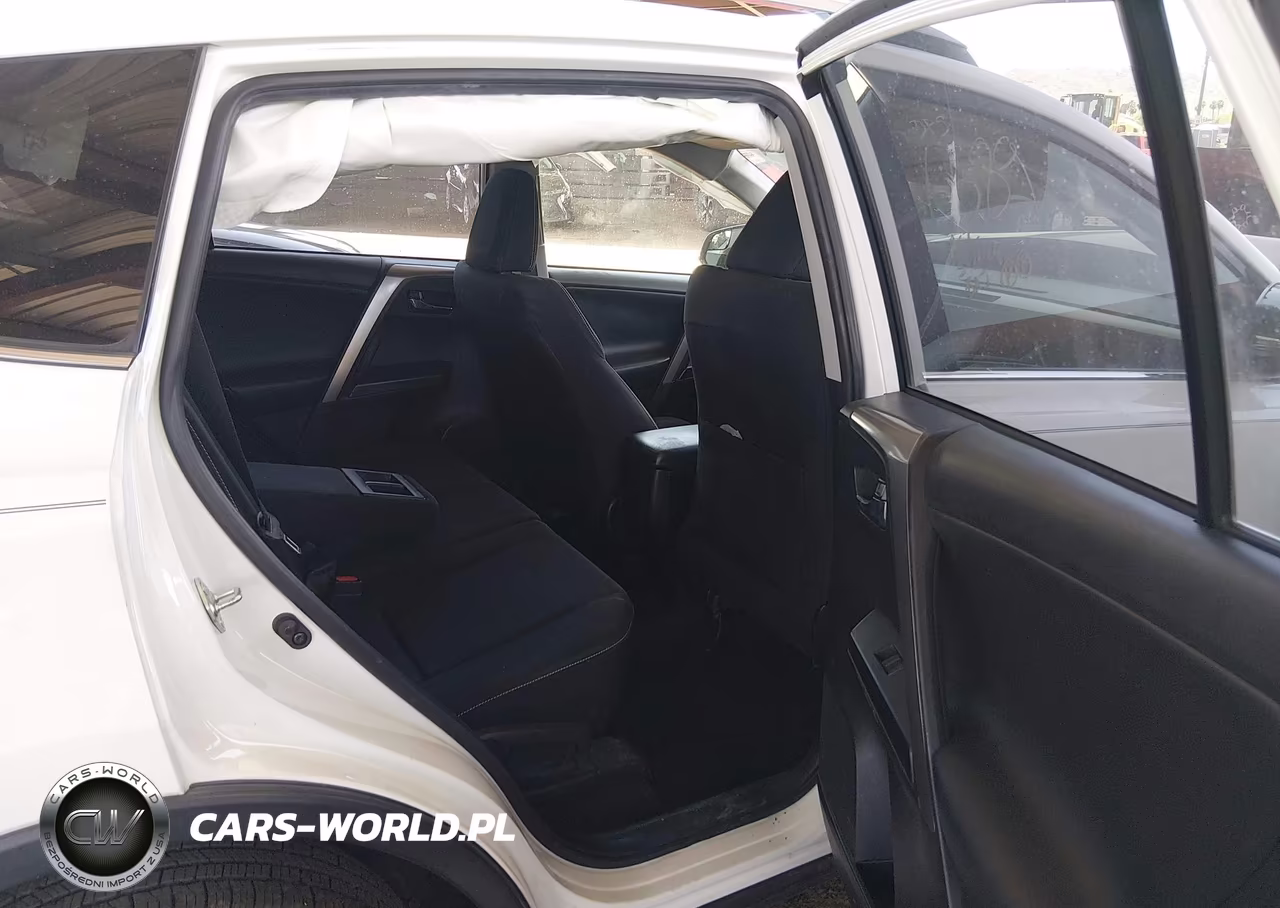 2017 Toyota Rav4 Xle VIN:JTMWFREV3HJ714194 - 8