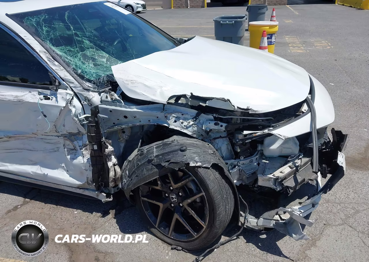 2024 Honda Civic Sport Touring VIN:19XFL1H87RE006352 - 6