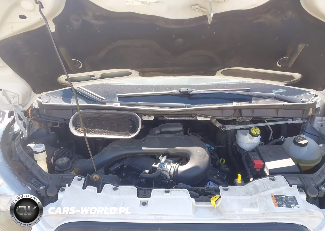 2019 Ford Transit-150 Xl VIN:1FMZK1YM1KKA25572 - 10
