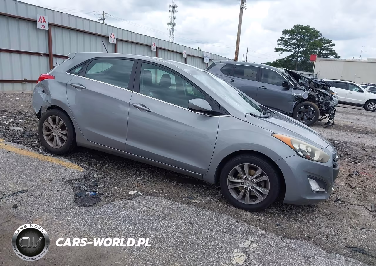 2014 Hyundai Elantra Gt – zdjęcie 1 z 16