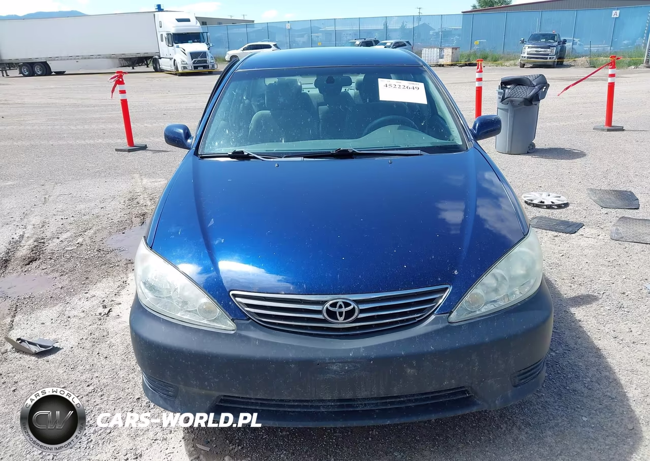 2005 Toyota Camry Le VIN:4T1BE30K55U035593 - 13