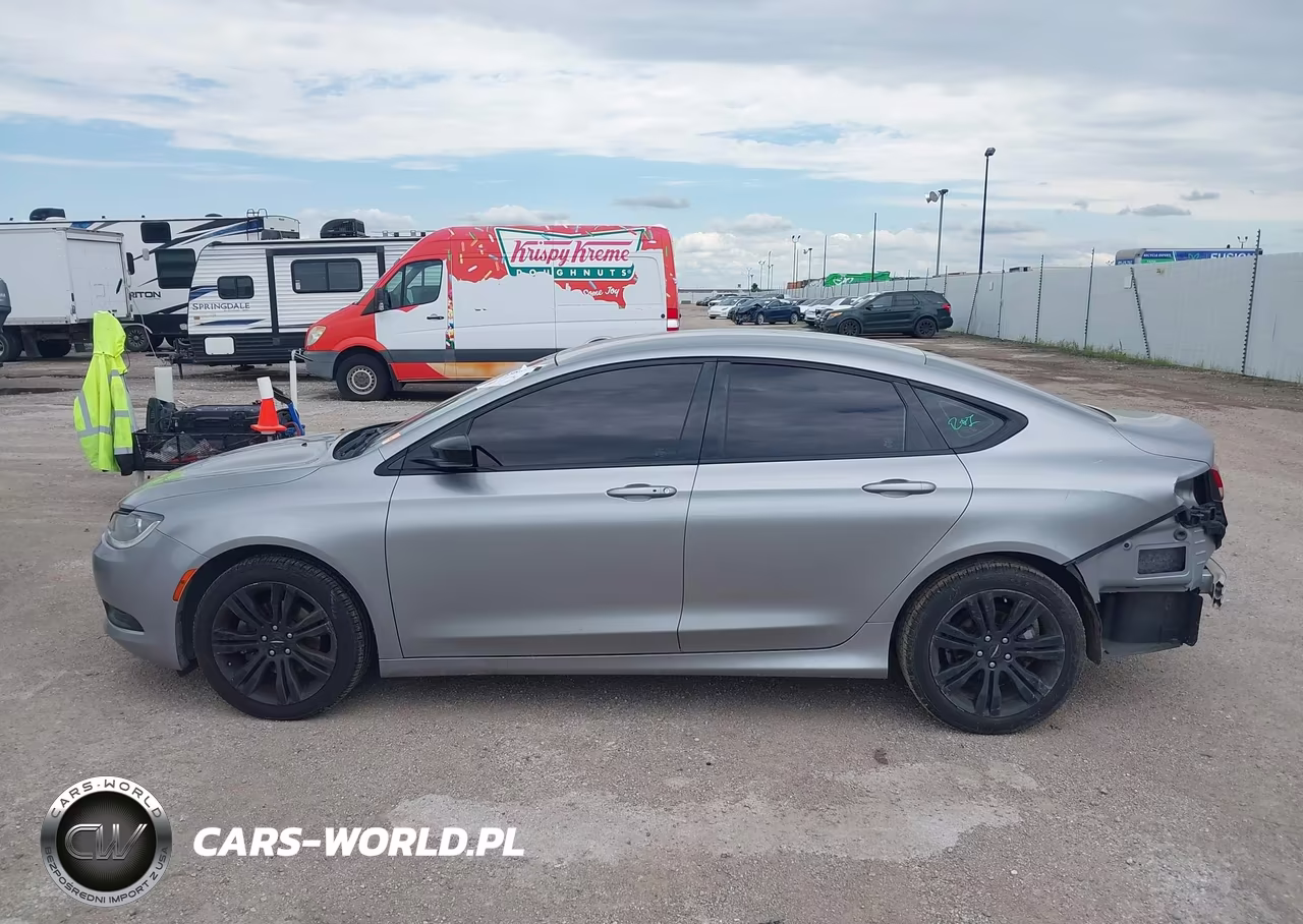 2017 Chrysler 200 Touring VIN:1C3CCCFB3HN504088 - 15