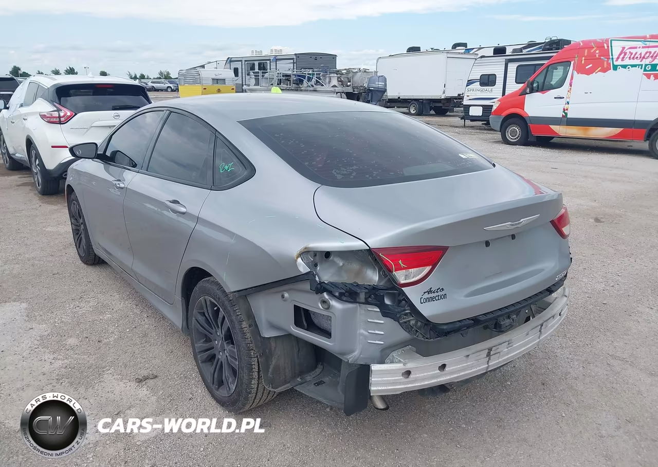 2017 Chrysler 200 Touring VIN:1C3CCCFB3HN504088 - 3