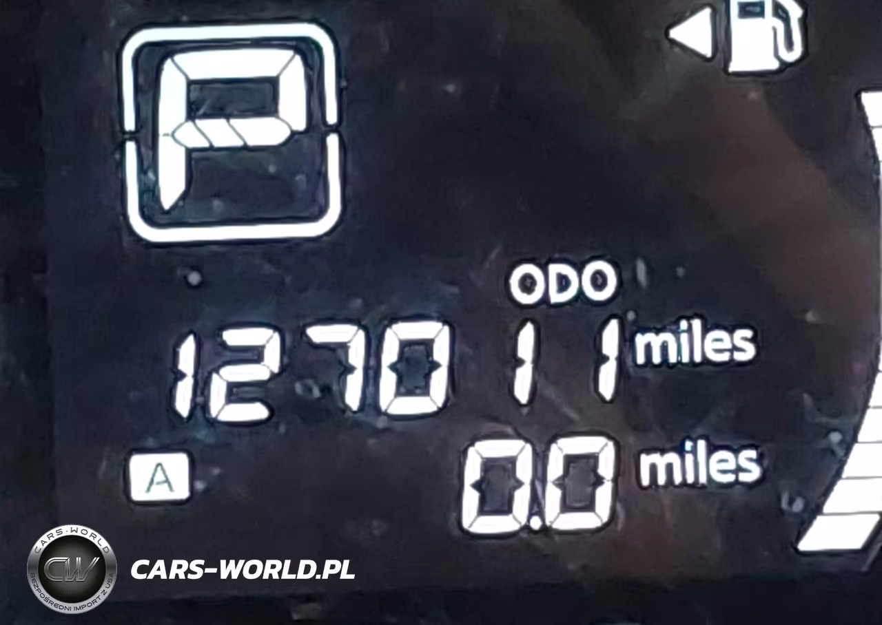 2018 Nissan Versa Note Sv VIN:3N1CE2CP4JL355375 - 15