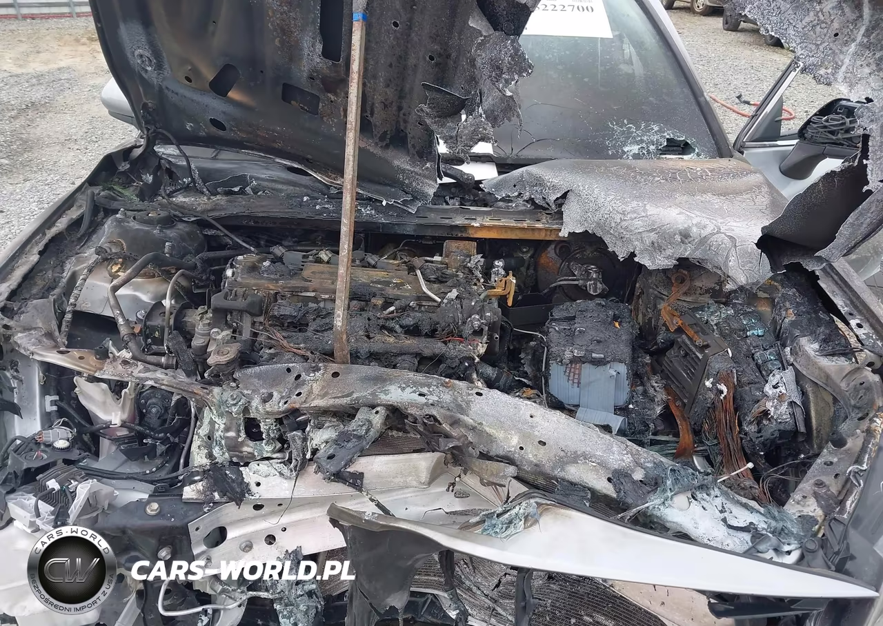 2021 Toyota Camry Le VIN:4T1C11AK5MU427622 - 10