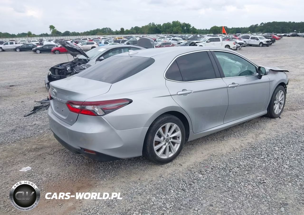 2021 Toyota Camry Le VIN:4T1C11AK5MU427622 - 4