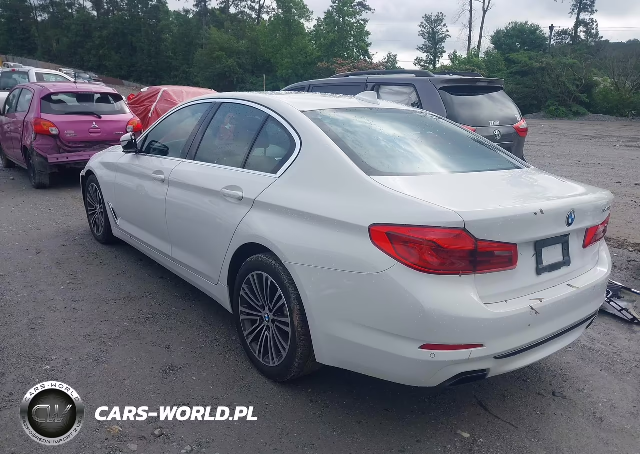 2019 BMW 540I VIN:WBAJE5C59KWW40425 - 3