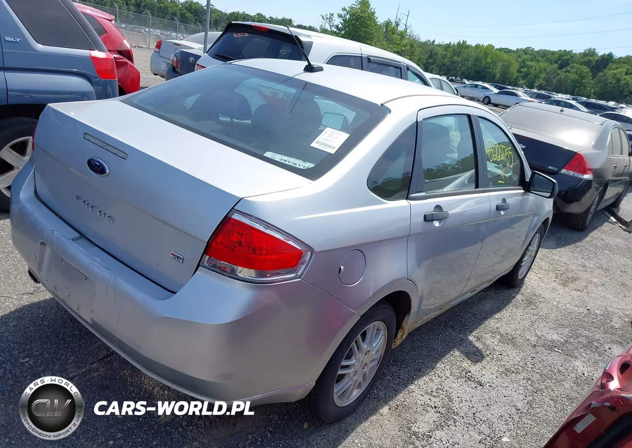 2011 Ford Focus Se VIN:1FAHP3FN0BW109616 - 4