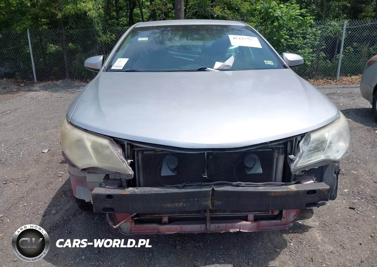 2014 Toyota Camry Le VIN:4T4BF1FK8ER365033 - 10