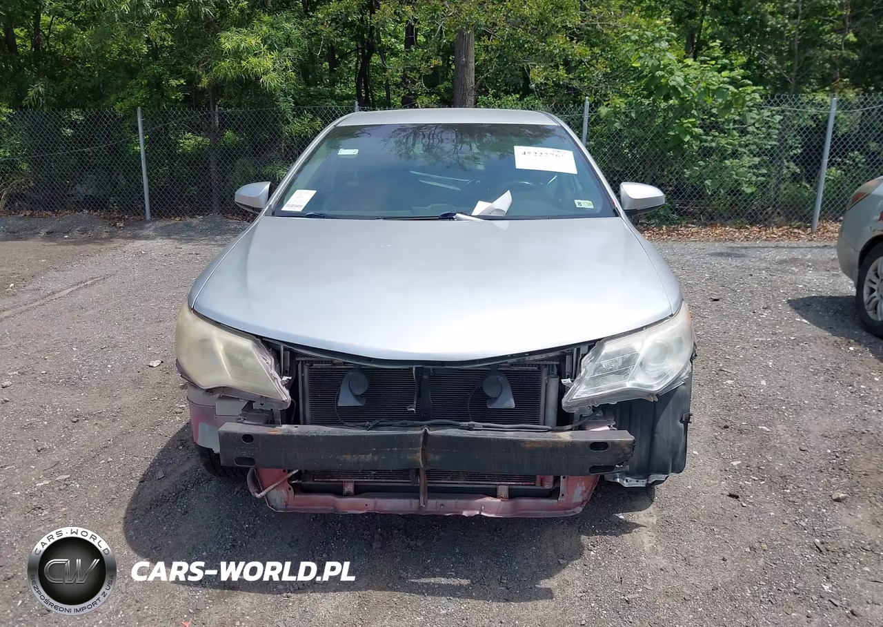 2014 Toyota Camry Le VIN:4T4BF1FK8ER365033 - 11
