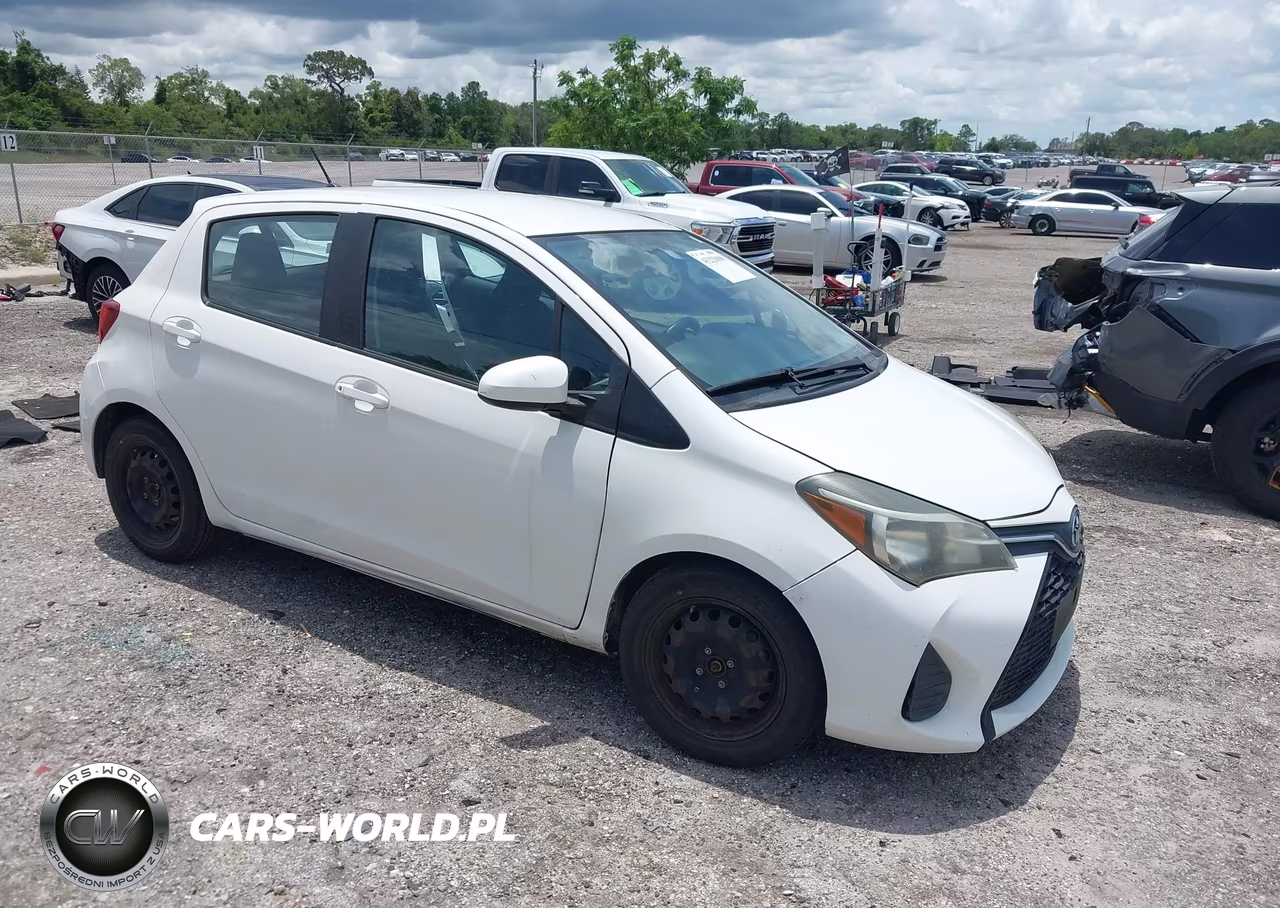2015 Toyota Yaris L