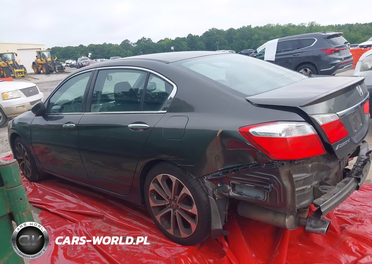 2015 Honda Accord Sport VIN:1HGCR2F56FA023983 - 14