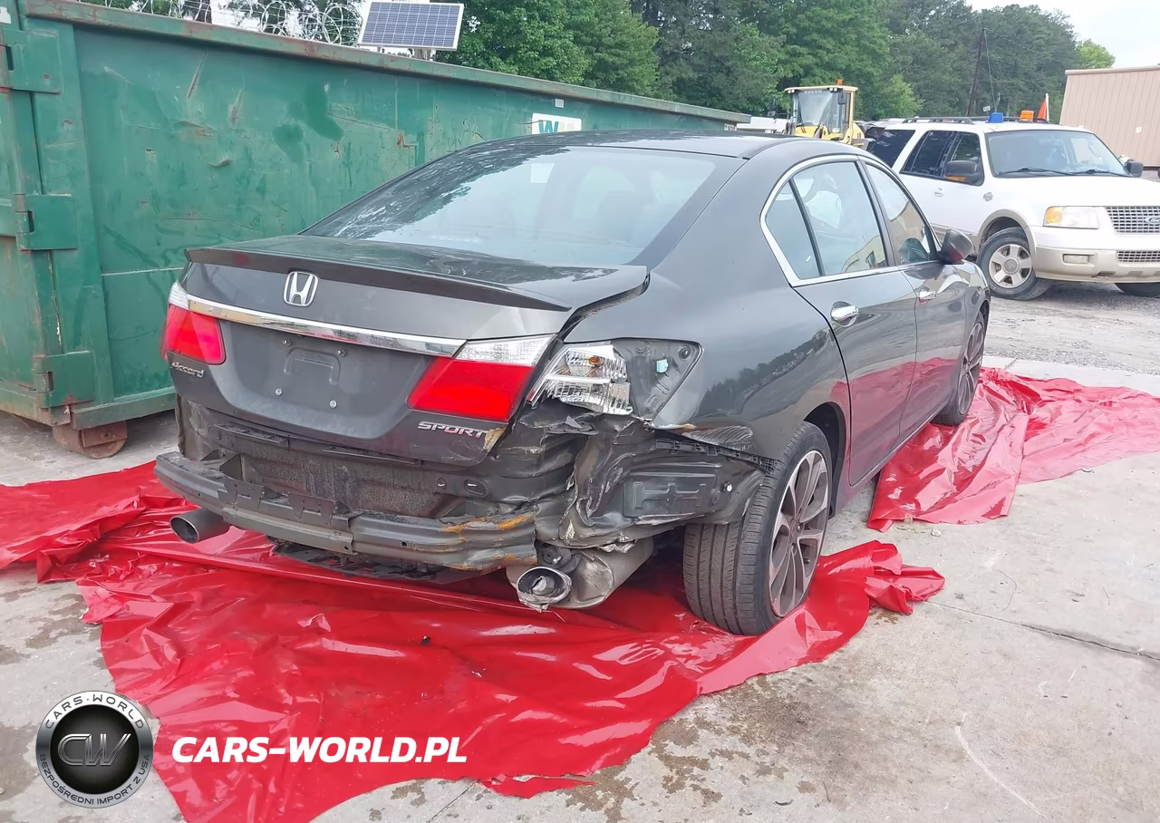 2015 Honda Accord Sport VIN:1HGCR2F56FA023983 - 4