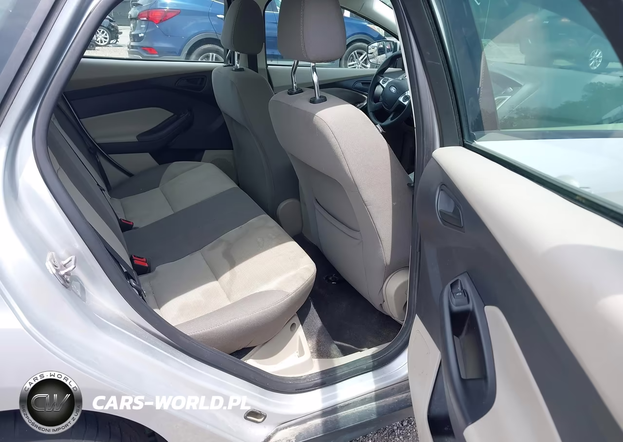 2012 Ford Focus Se VIN:1FAHP3F29CL254288 - 8