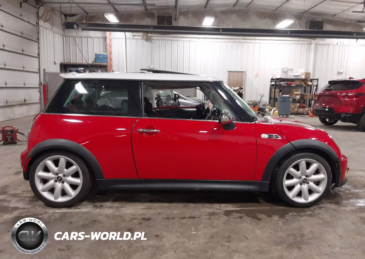 2005 Mini Cooper S VIN:WMWRE33585TG97909 - 13