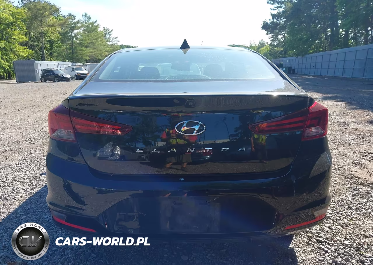 2020 Hyundai Elantra Value Edition VIN:5NPD84LF6LH619193 - 17