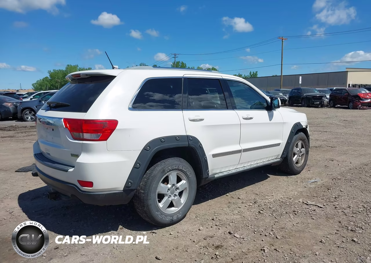 2012 Jeep Grand Cherokee Laredo VIN:1C4RJFAG6CC162172 - 4