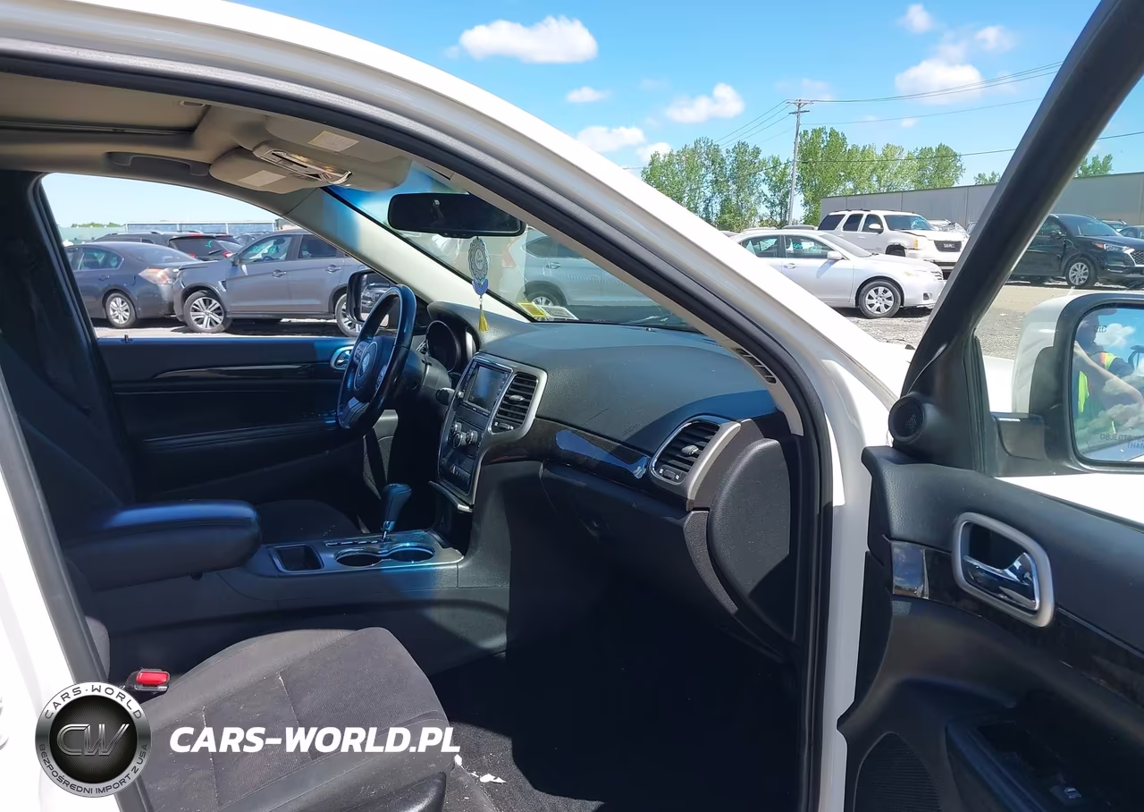 2012 Jeep Grand Cherokee Laredo VIN:1C4RJFAG6CC162172 - 5