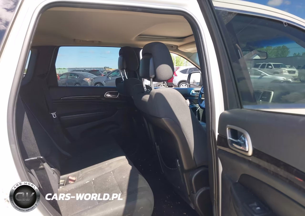 2012 Jeep Grand Cherokee Laredo VIN:1C4RJFAG6CC162172 - 8