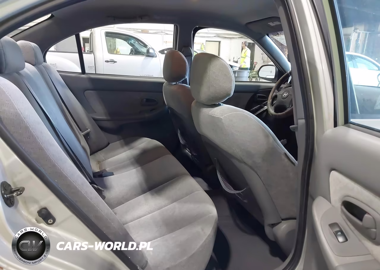 2006 Hyundai Elantra Gls-Limited VIN:KMHDN46D26U373204 - 8