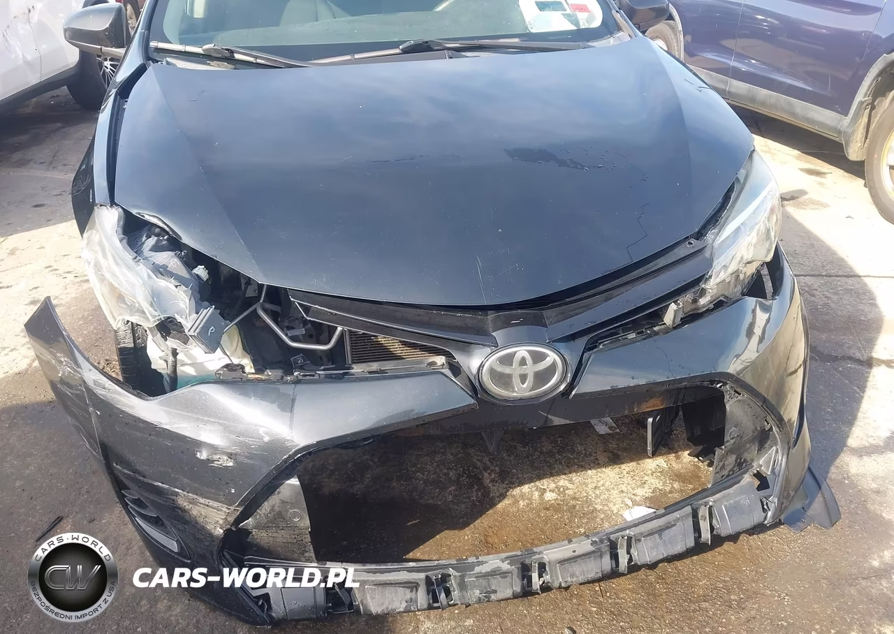 2018 Toyota Corolla Le VIN:2T1BURHE4JC005324 - 6