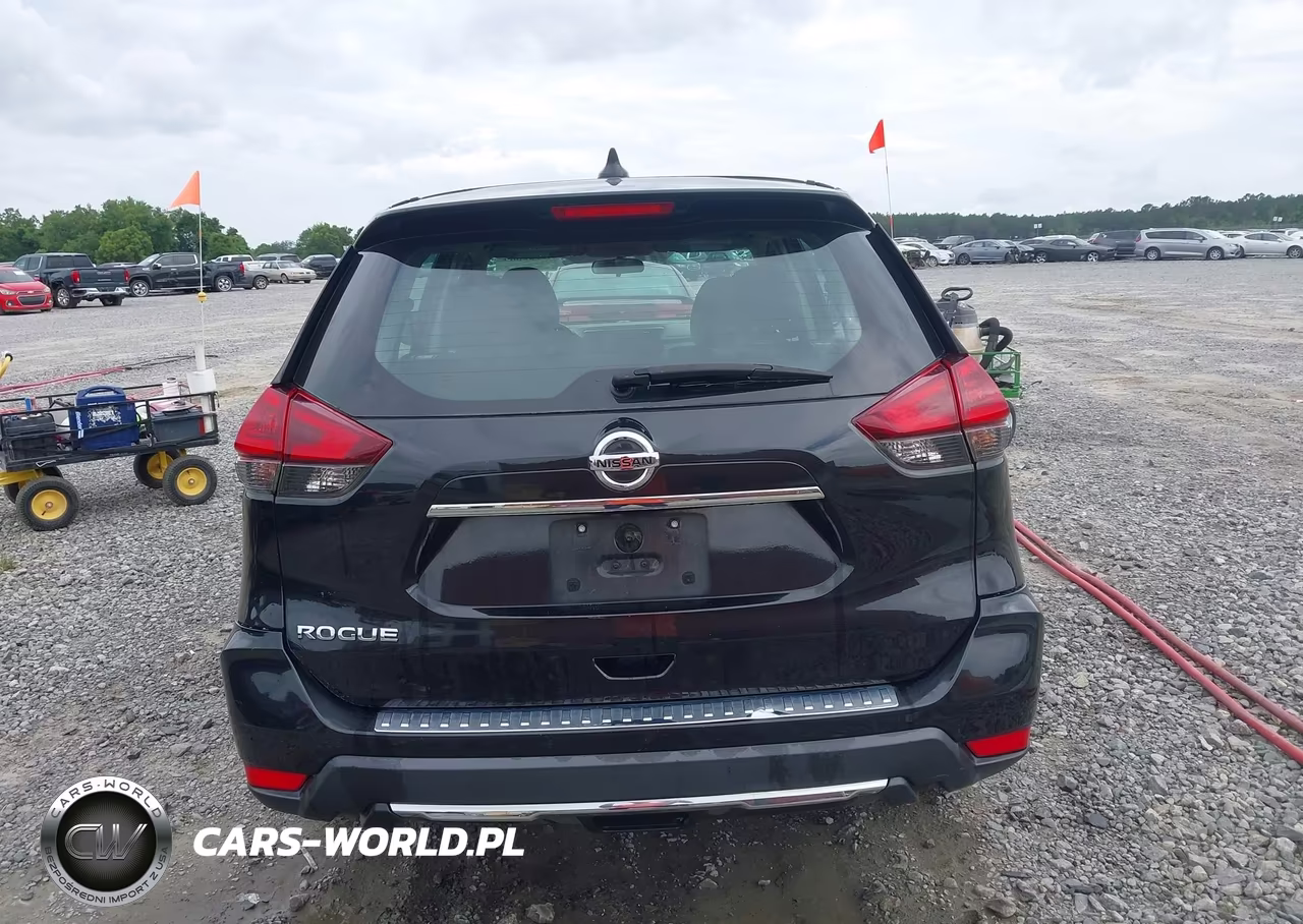 2018 Nissan Rogue S VIN:5N1AT2MTXJC770312 - 16