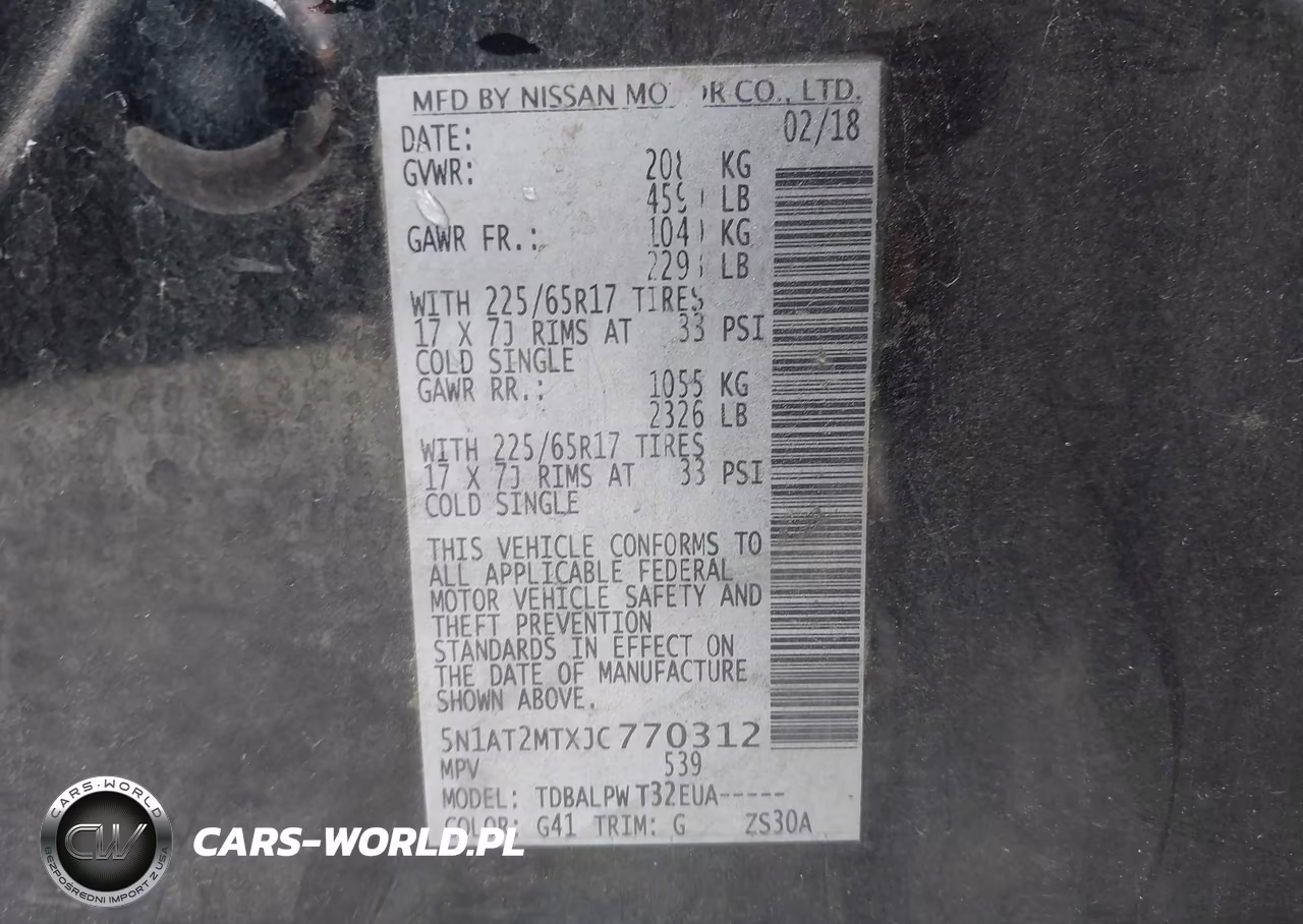 2018 Nissan Rogue S VIN:5N1AT2MTXJC770312 - 9