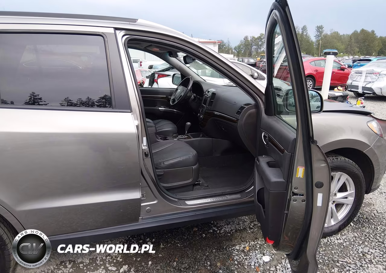 2011 Hyundai Santa Fe Limited V6 VIN:5XYZKDAG3BG054877 - 5
