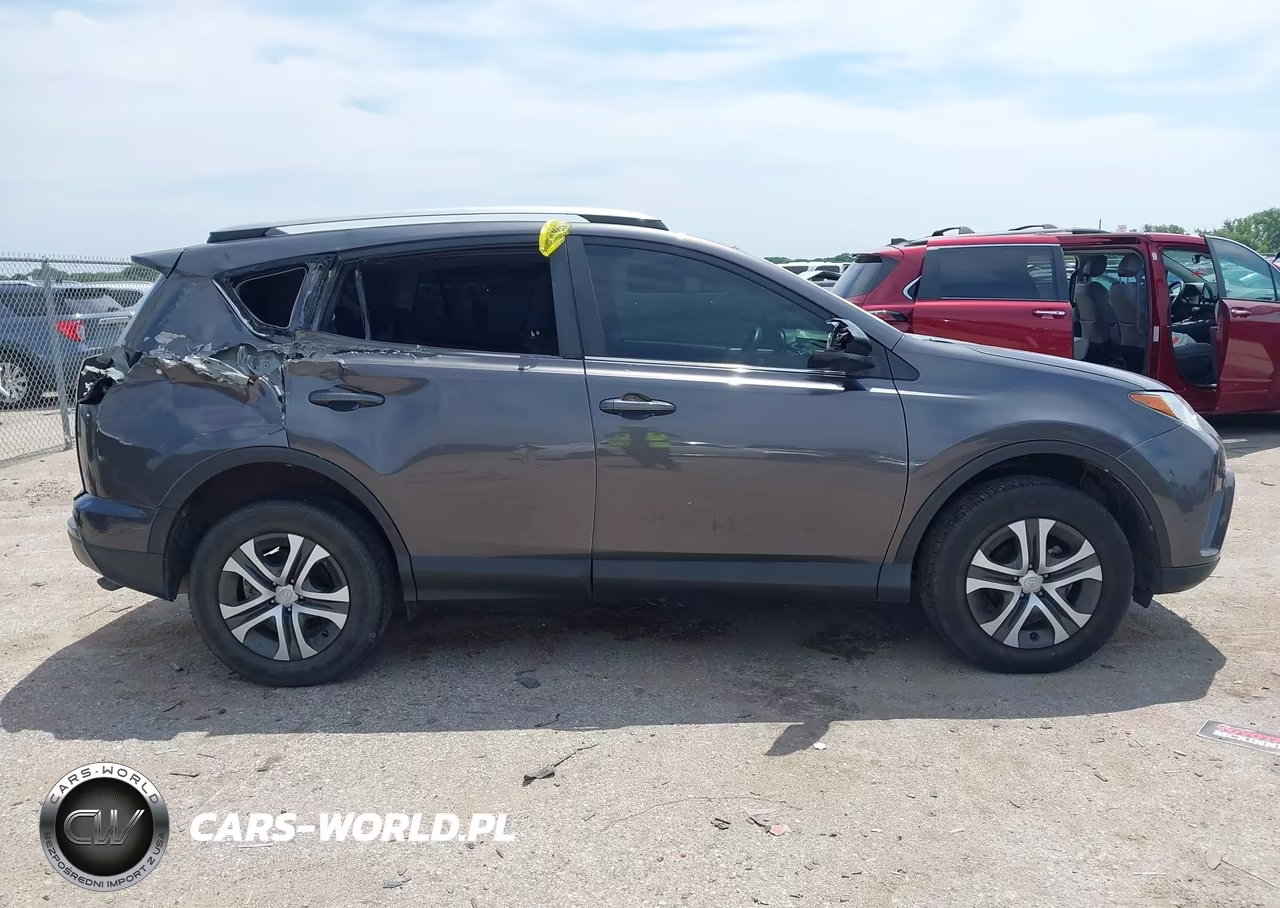 2017 Toyota Rav4 Le VIN:JTMZFREV8HJ122772 - 13