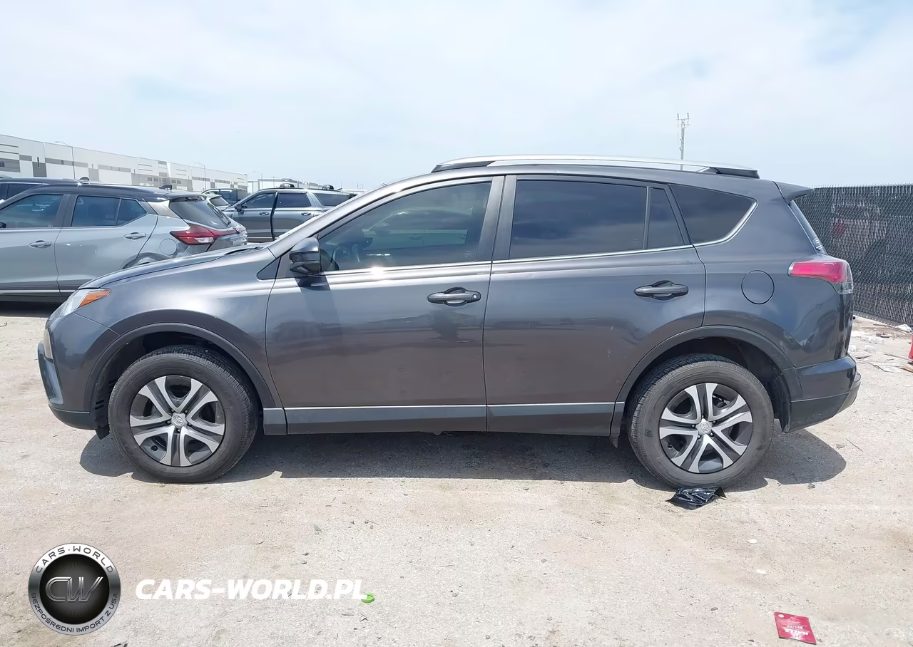 2017 Toyota Rav4 Le VIN:JTMZFREV8HJ122772 - 14