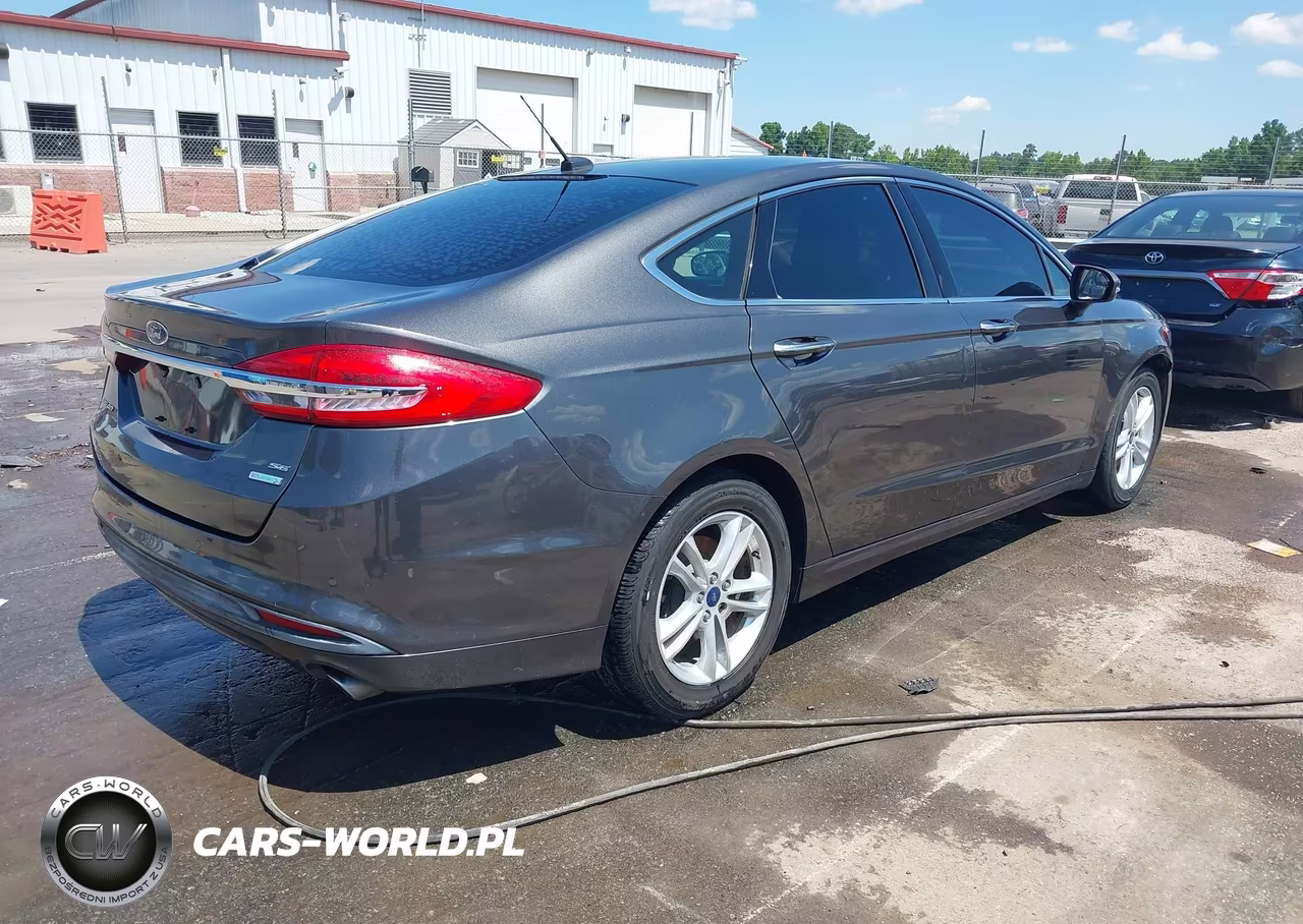2018 Ford Fusion Se VIN:3FA6P0HD2JR151555 - 4