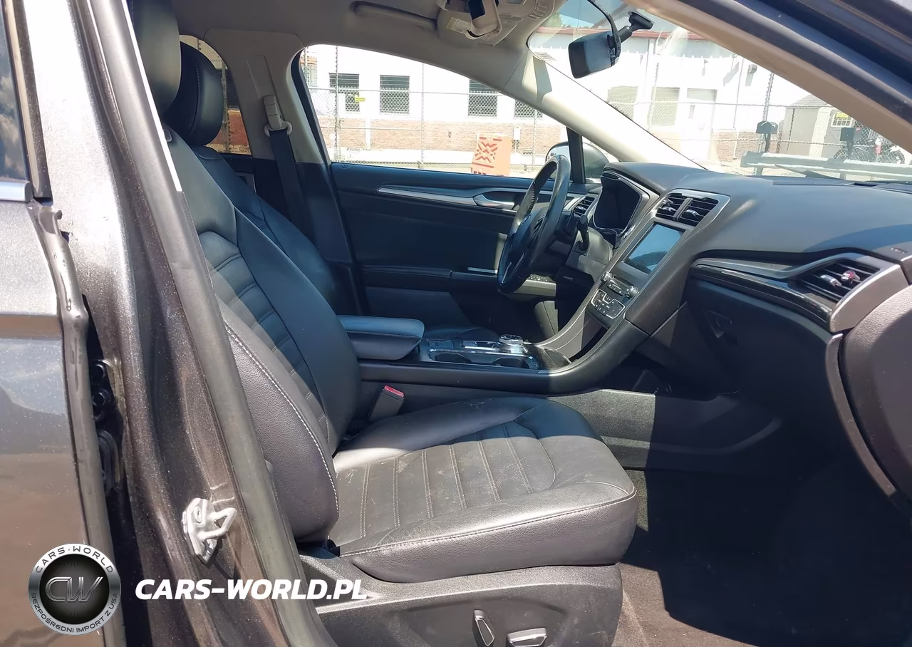2018 Ford Fusion Se VIN:3FA6P0HD2JR151555 - 5