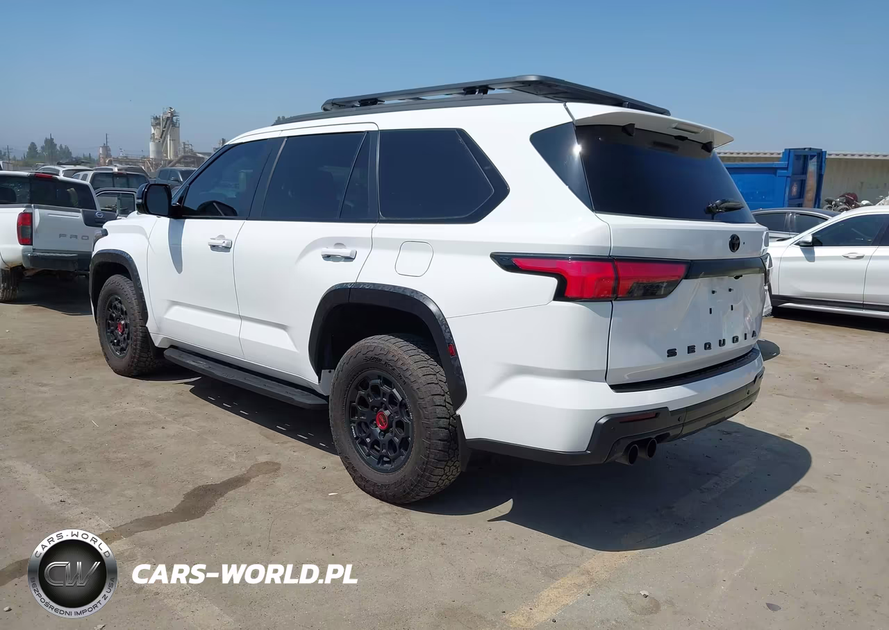 2024 Toyota Sequoia Trd Pro VIN:7SVAAABA7RX038557 - 3
