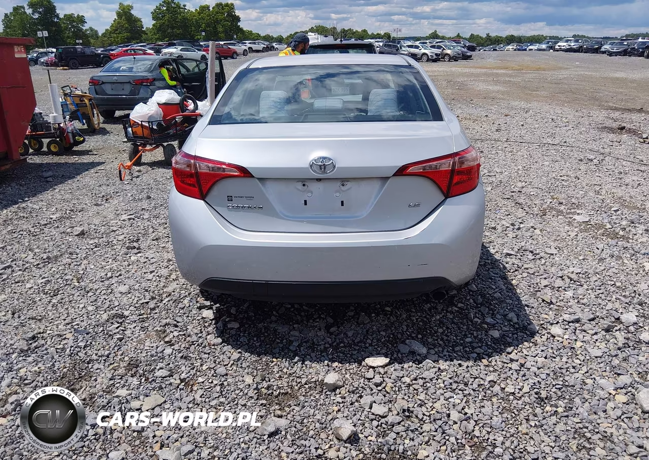 2019 Toyota Corolla Le VIN:2T1BURHE8KC162730 - 17