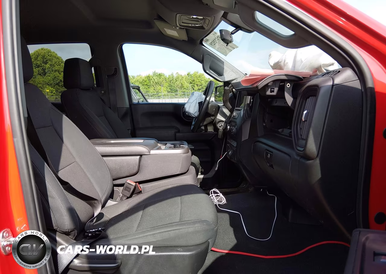 2019 Chevrolet Silverado 1500 Custom VIN:1GCPYBEH6KZ372295 - 5