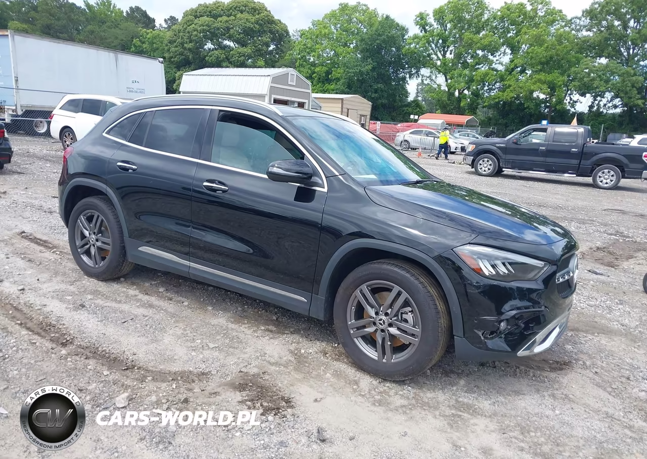 2025 Mercedes-Benz Gla 250 4Matic – zdjęcie 1 z 16