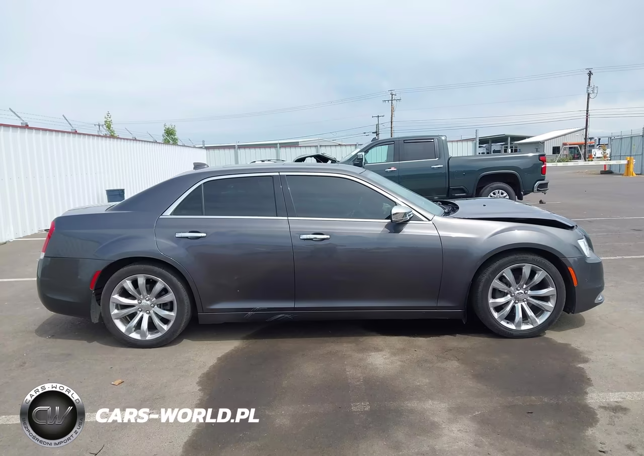 2016 Chrysler 300C VIN:2C3CCAEG2GH248521 - 13