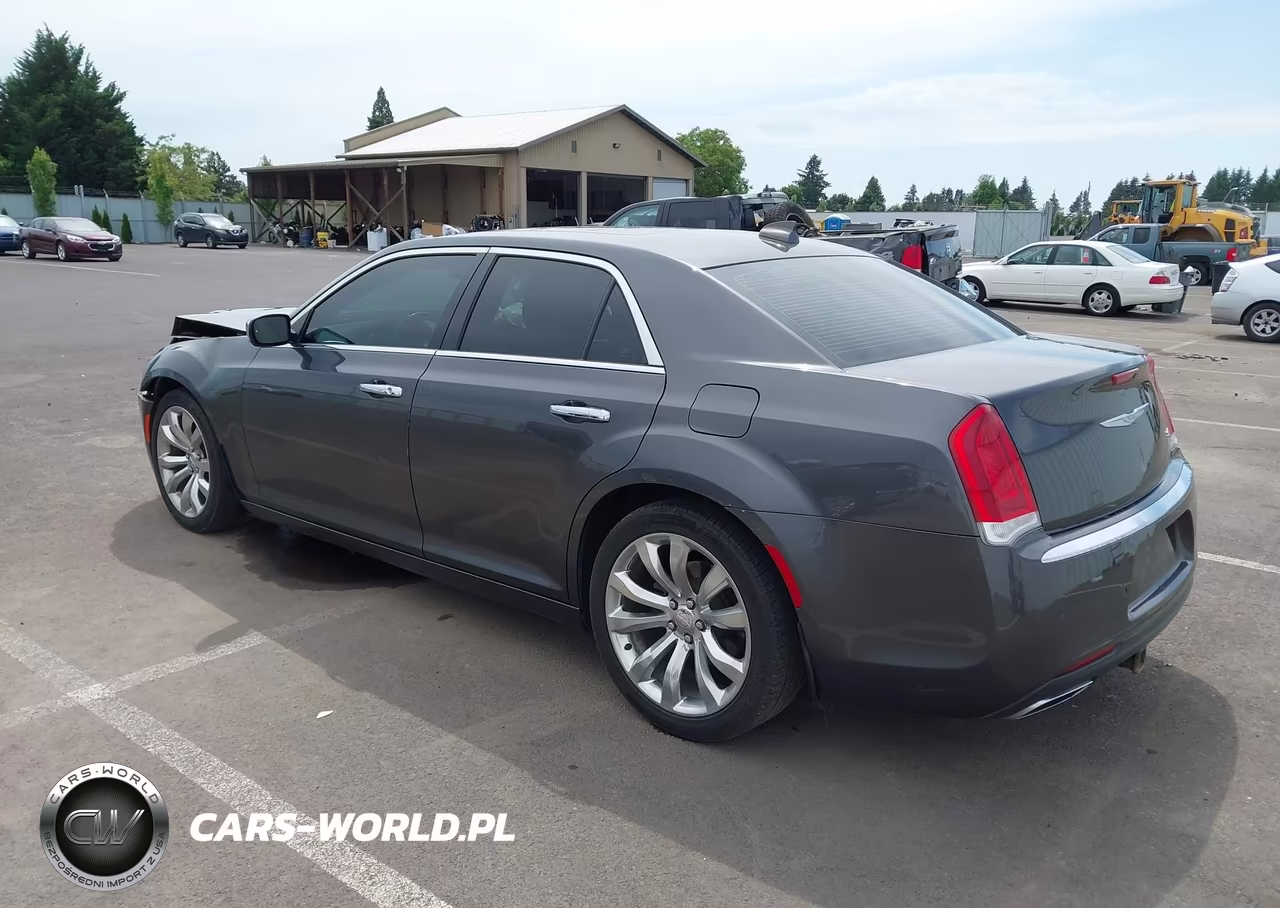 2016 Chrysler 300C VIN:2C3CCAEG2GH248521 - 3
