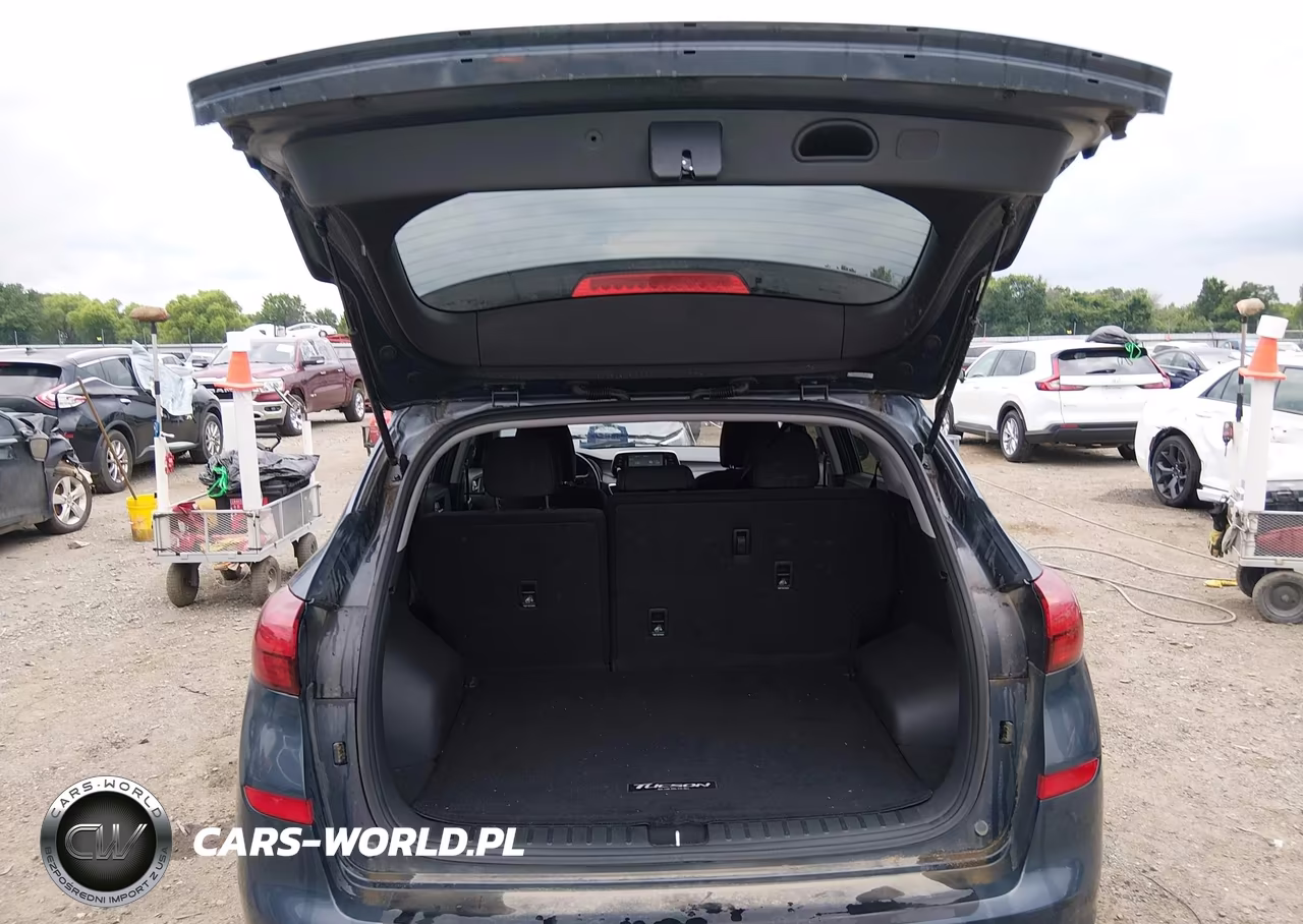 2021 Hyundai Tucson Value VIN:KM8J33A42MU308294 - 17