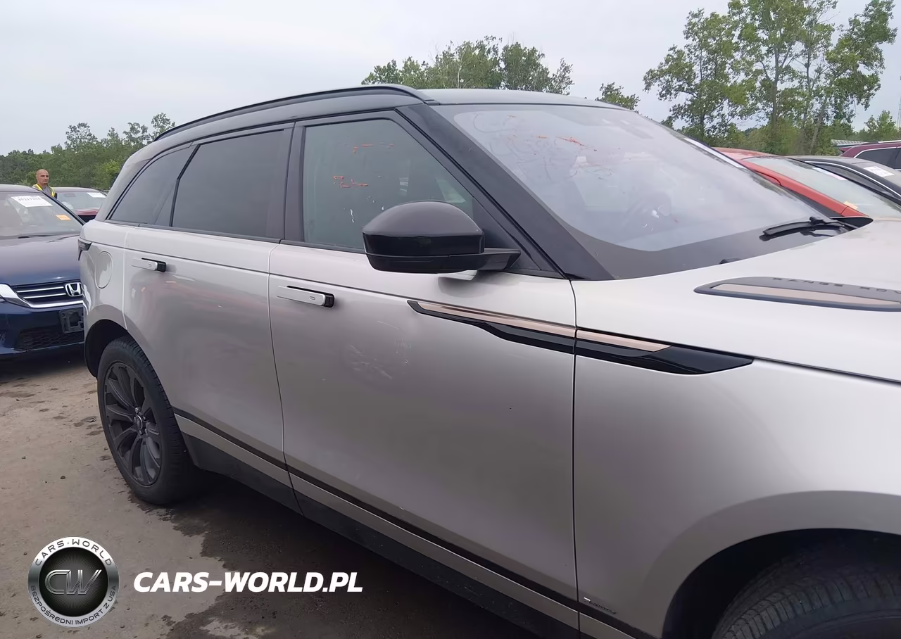 2019 Land Rover Range Rover Velar P250 R-Dynamic Se VIN:SALYL2EX1KA779328 - 13