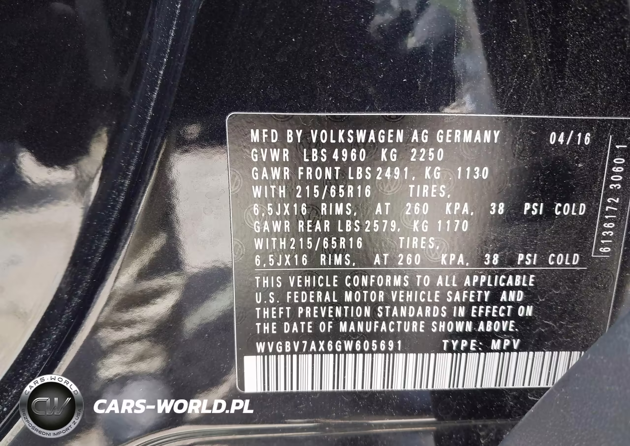 2016 Volkswagen Tiguan S VIN:WVGBV7AX6GW605691 - 9