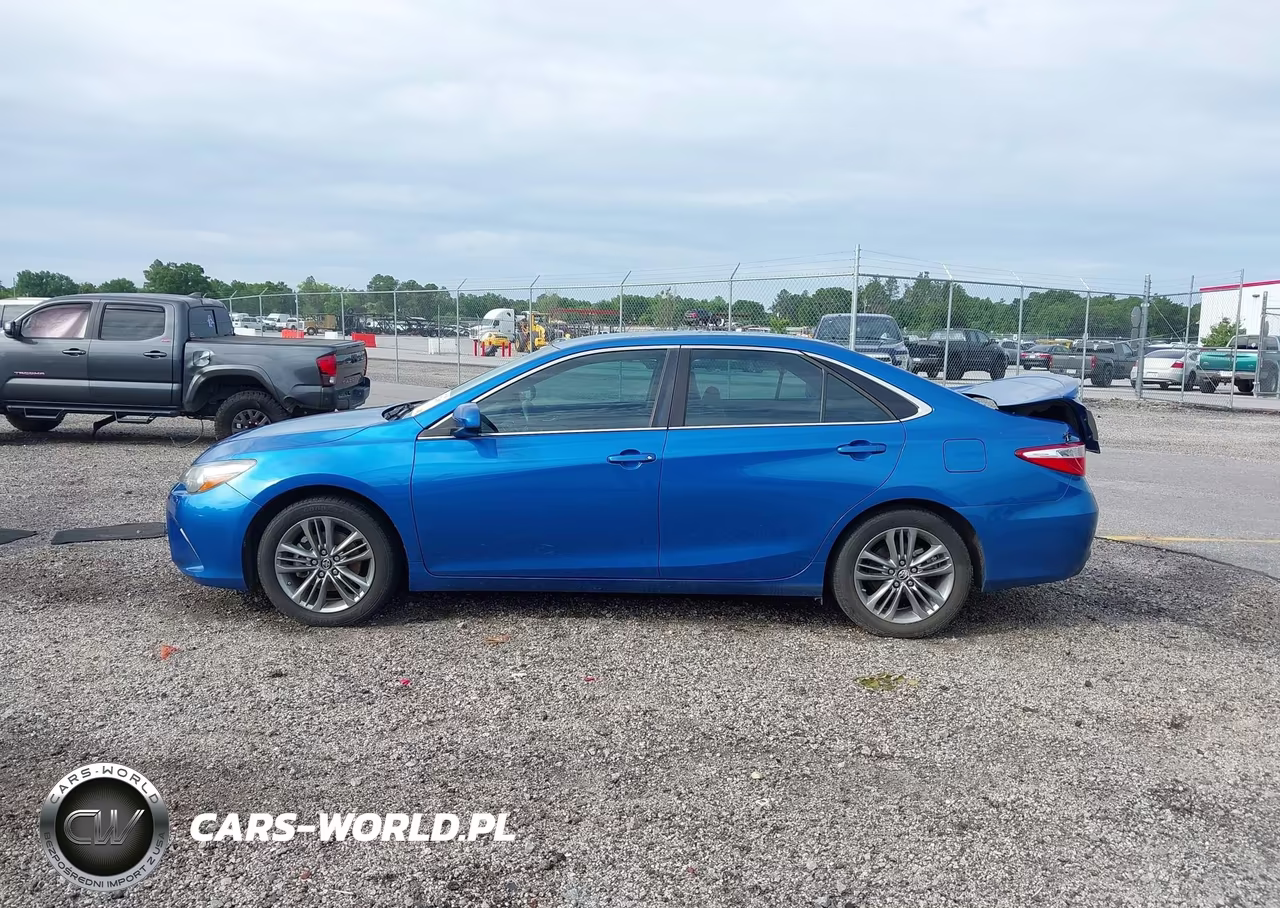 2017 Toyota Camry Se VIN:4T1BF1FK1HU650851 - 15