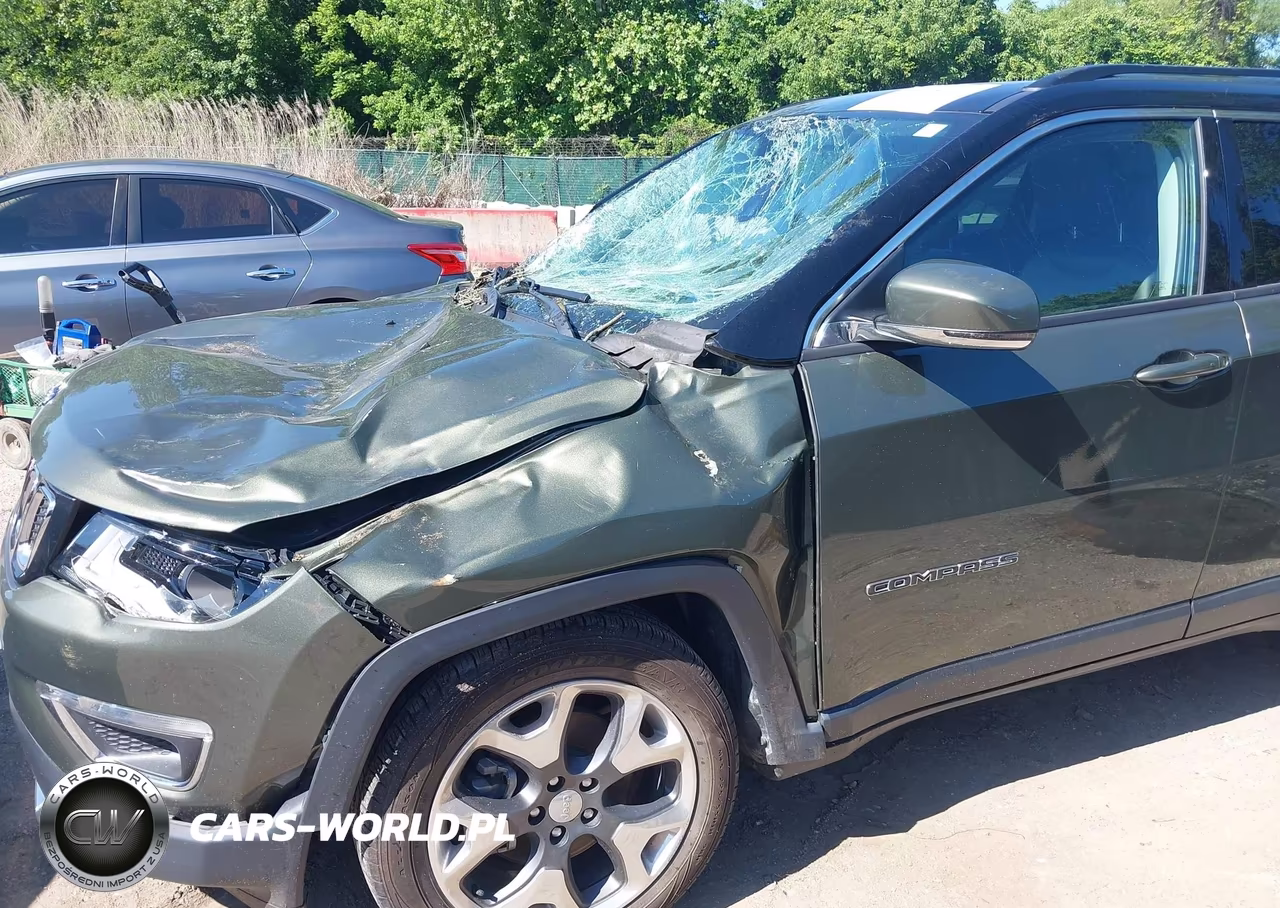 2018 Jeep Compass Limited 4X4 VIN:3C4NJDCB0JT434527 - 6