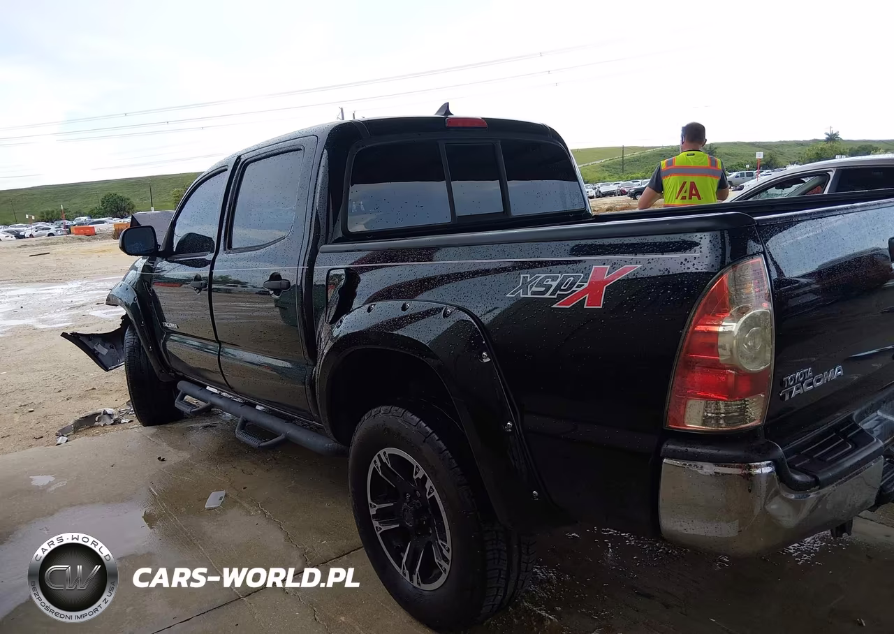 2015 Toyota Tacoma Prerunner V6 VIN:5TFJU4GN9FX083865 - 14