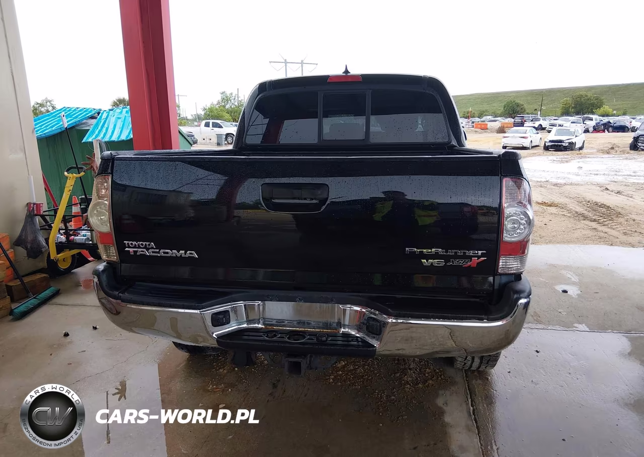 2015 Toyota Tacoma Prerunner V6 VIN:5TFJU4GN9FX083865 - 16